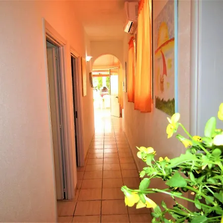 בית נופש Al Mare Da Marra טורה סן ג'ובאני אוג'נטו