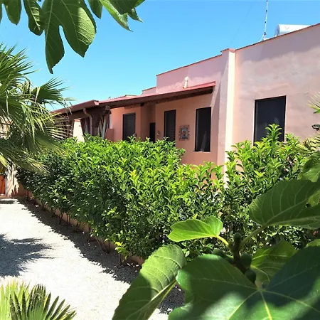 Al Mare Da Marra Feriehus *